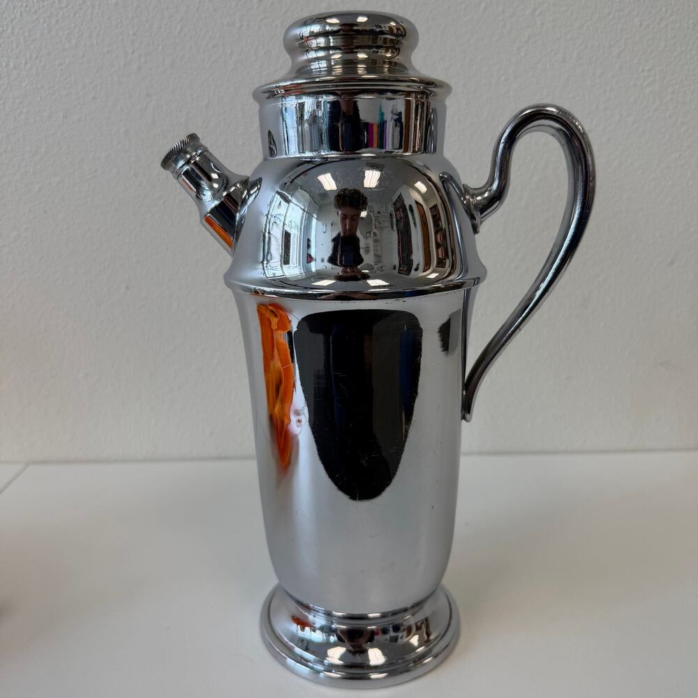 Vintage Sheffield Silver Co. Bar Cocktail Shaker with Spout Silver-Plated 11"
